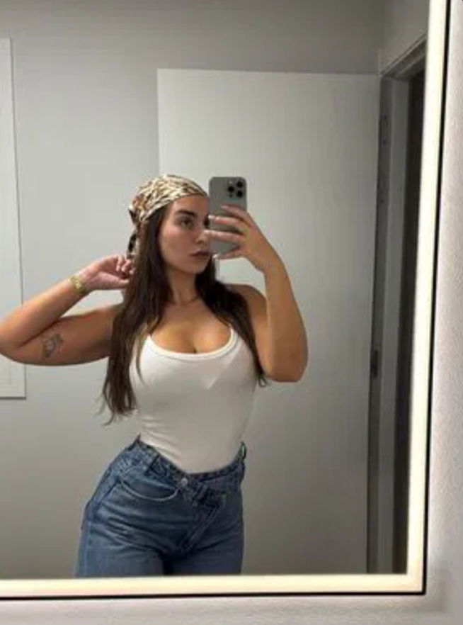 vfdkwos's Profile Photo