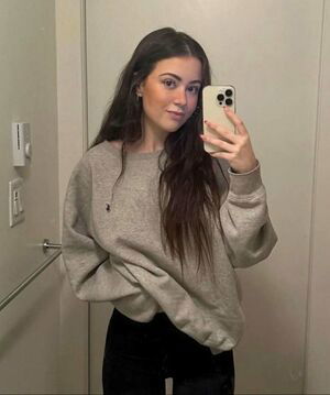 lelegan205's Profile Photo