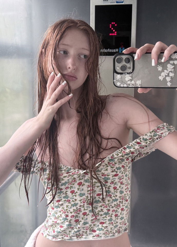 Polly_hvn102, 18 years old from United States