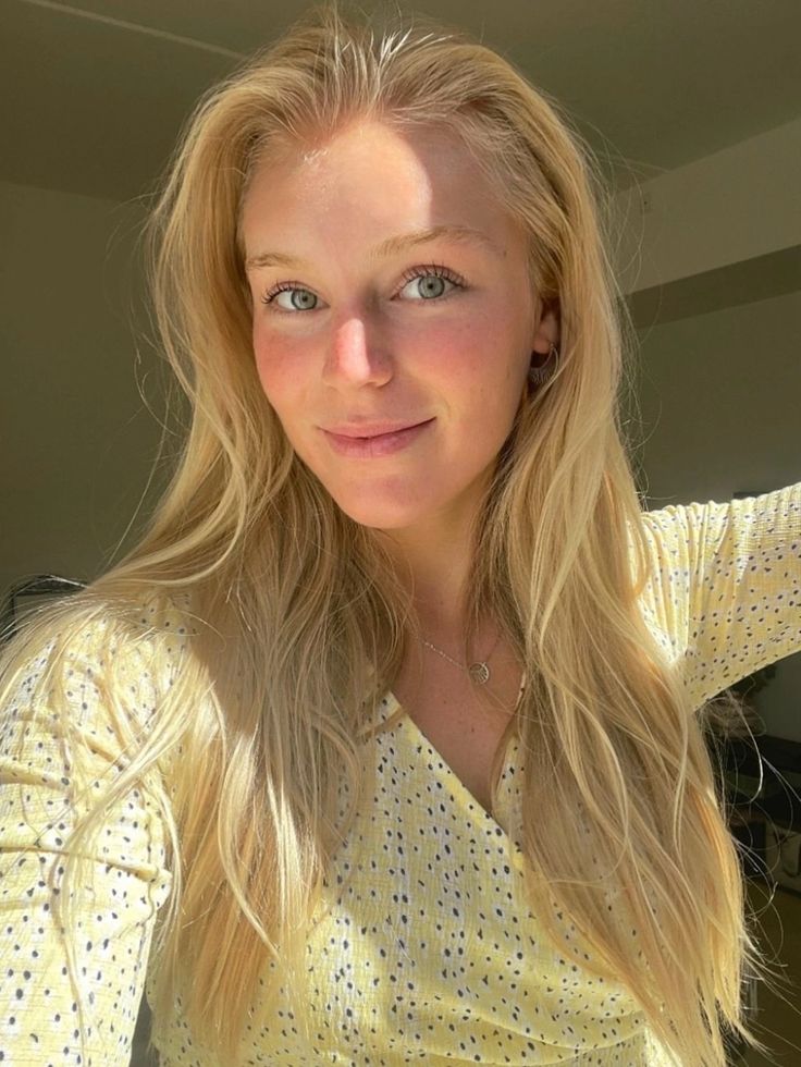 Rosie20155's Cover Photo