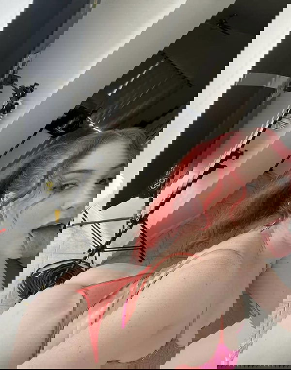 Barnett_Catrin, 32 years old from United States