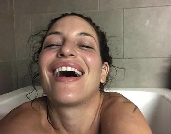 Clara_1030's Cover Photo