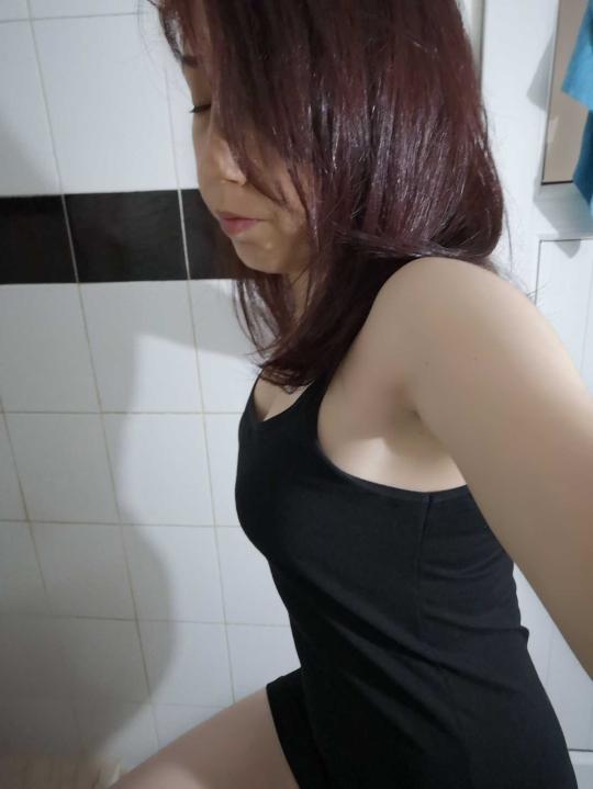 q6h39jt18h's Profile Photo