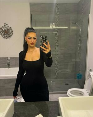 xeyirim893, 22 years old from United Kingdom