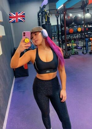 bafiv93761, 22 years old from United Kingdom