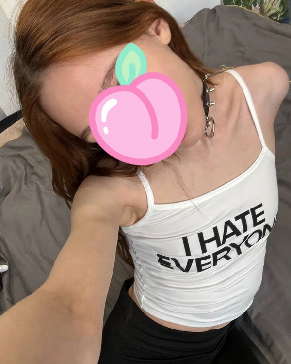 belly84, 22 years old from Canada