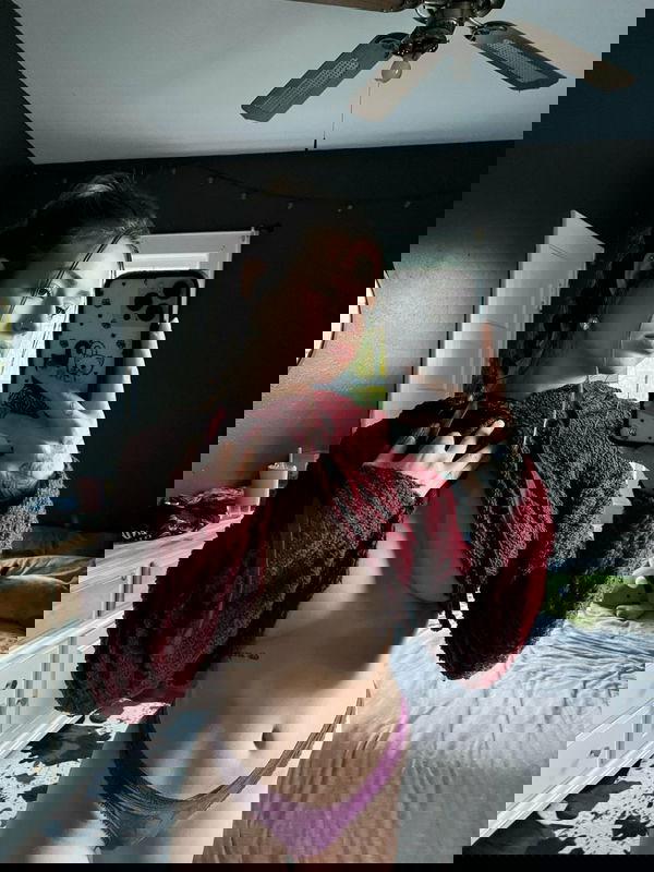 jecikadg, 19 years old from United Kingdom