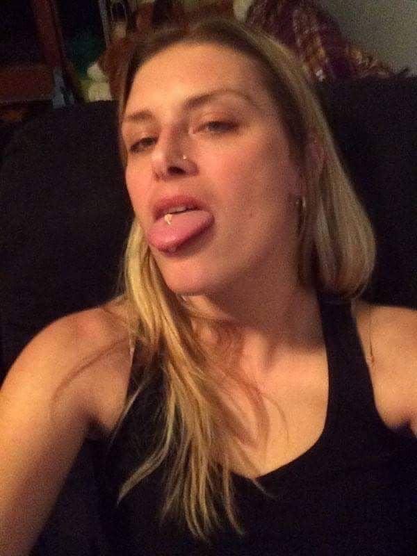 irisjucy23, 25 years old from United States