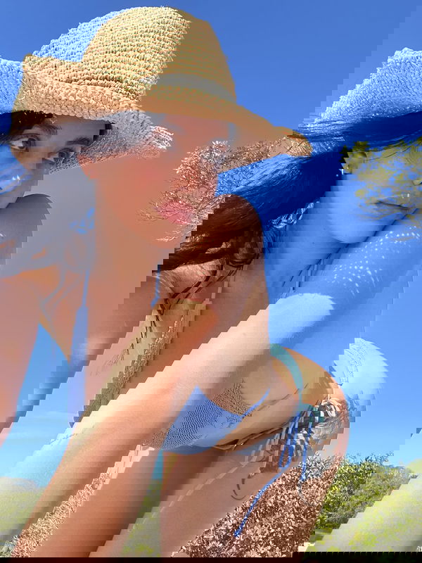 hw5803511, 32 years old from United States