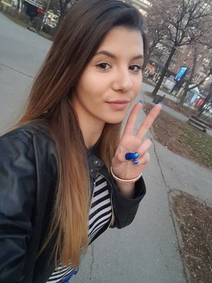 Ellie85584's Profile Photo