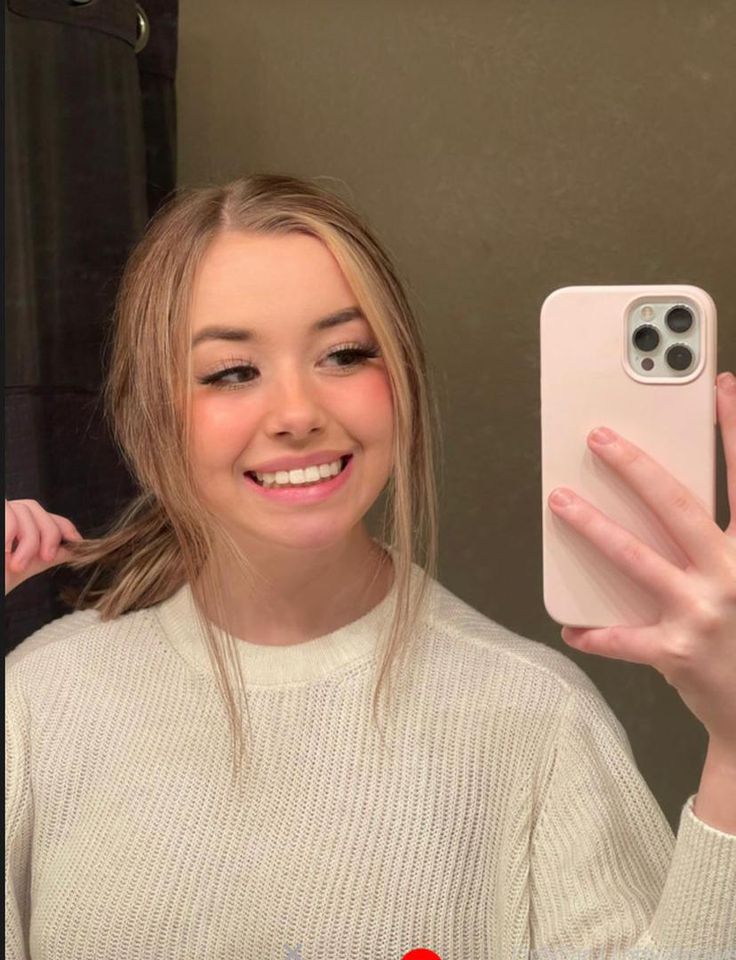 Royalty2156's Cover Photo