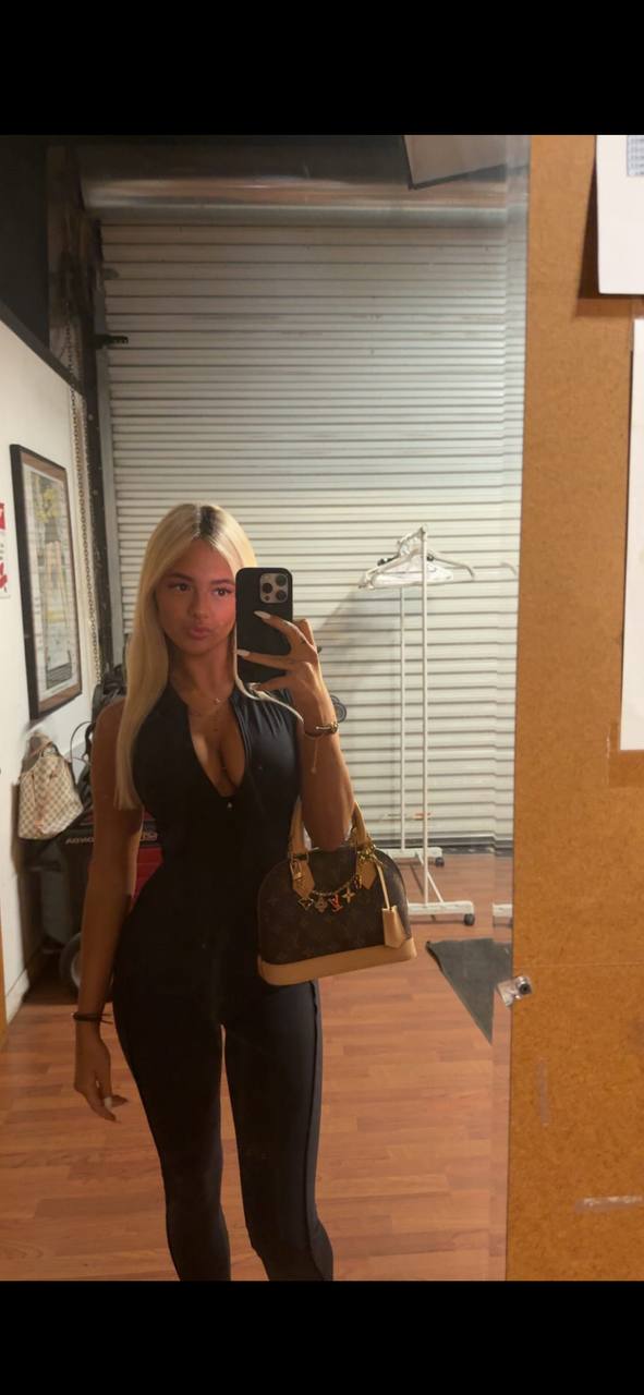 pixosa7711's Cover Photo