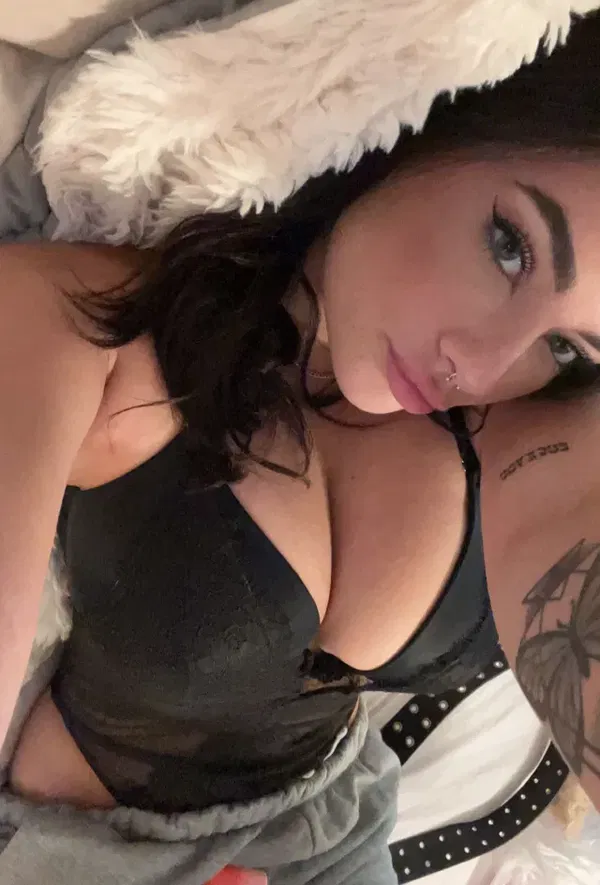 totehe4517, 24 years old from Canada