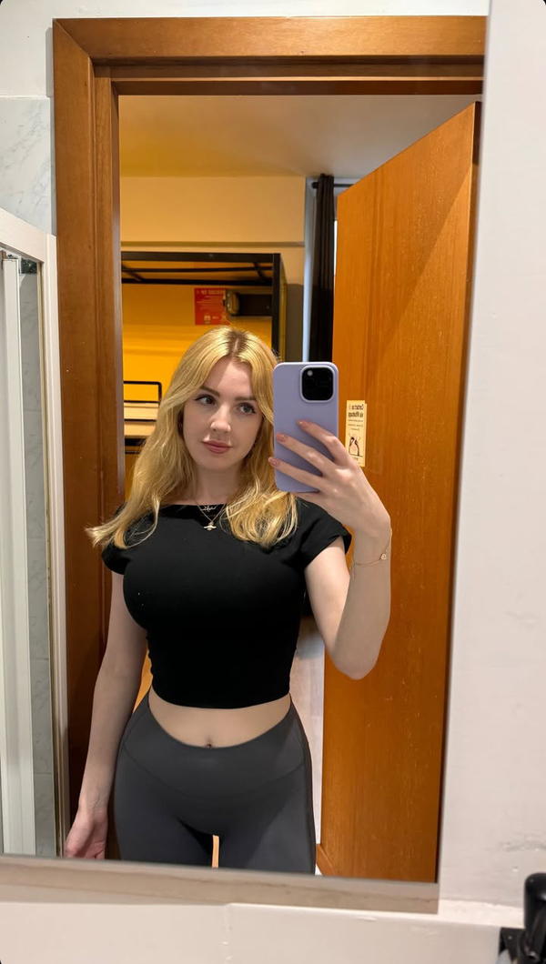 btcwecc858, 27 years old from United Kingdom