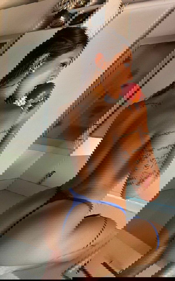 ayla198722, 21 years old from United States