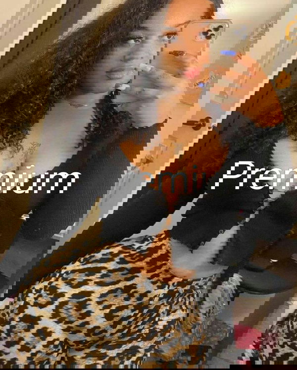 LisaB, 21 years old from United States