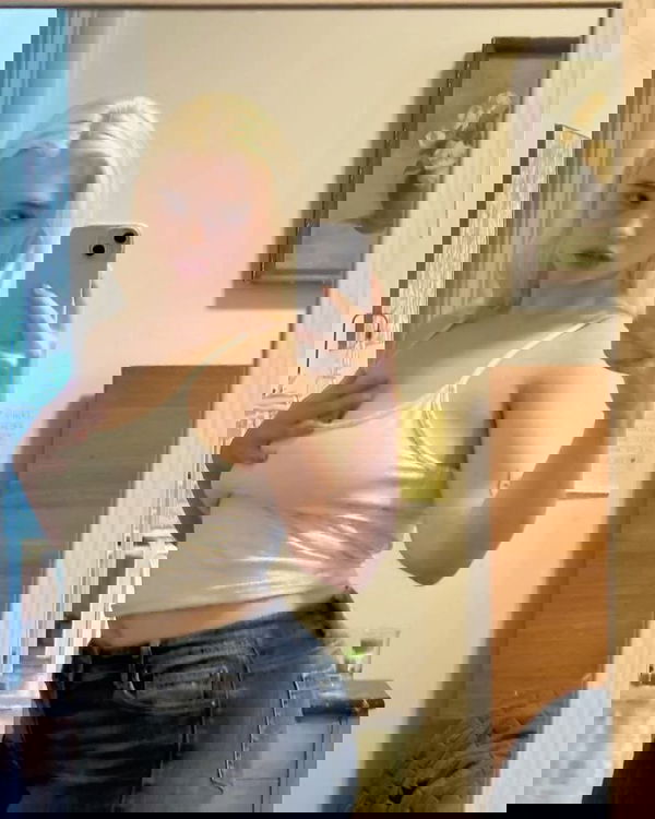 Heather236, 23 years old from Greece