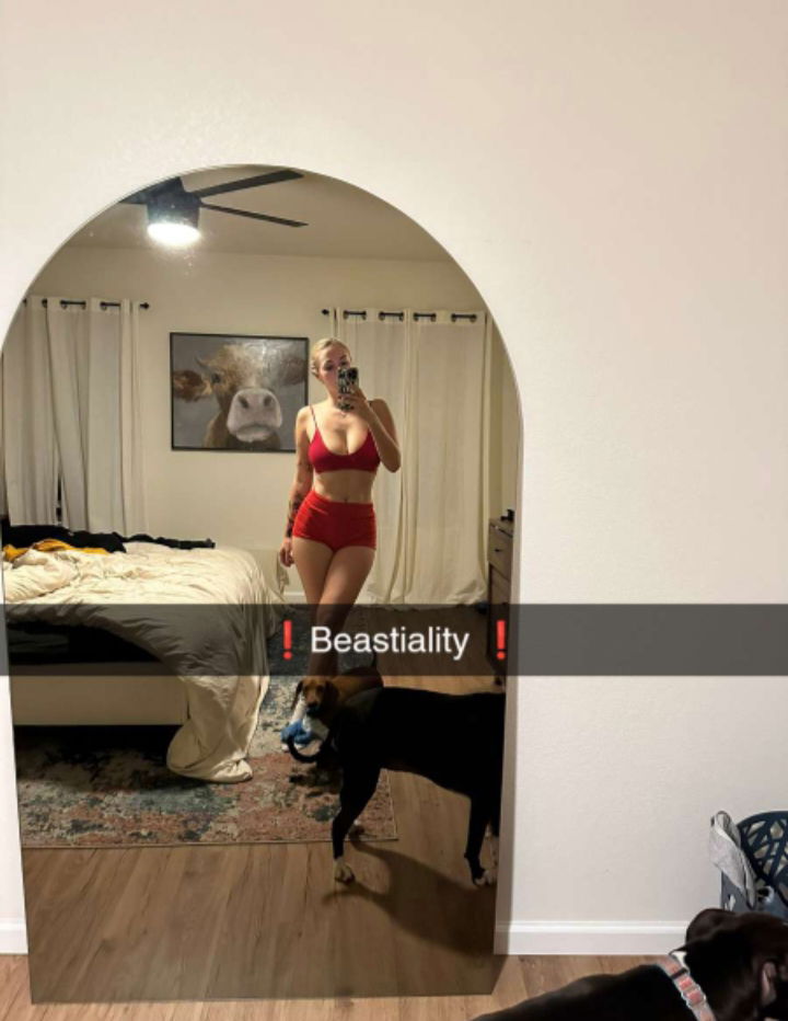 Azarella32652, 23 years old from United States