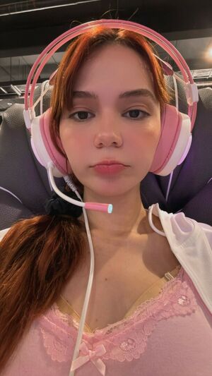 namixid121, 21 years old from United Kingdom