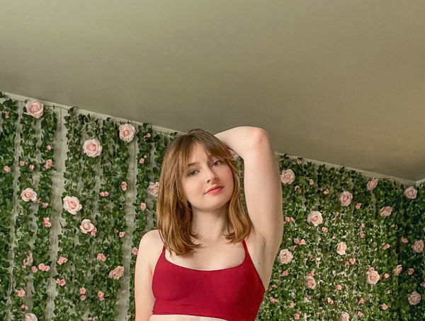 nuracafur34, 23 years old from Denmark