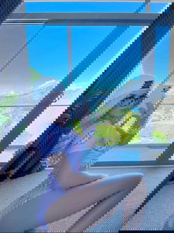 yifemi5733, 19 years old from United States