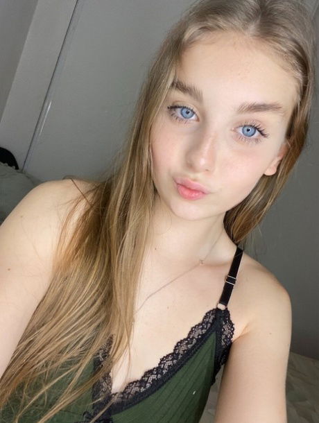 payom34161, 21 years old from Denmark