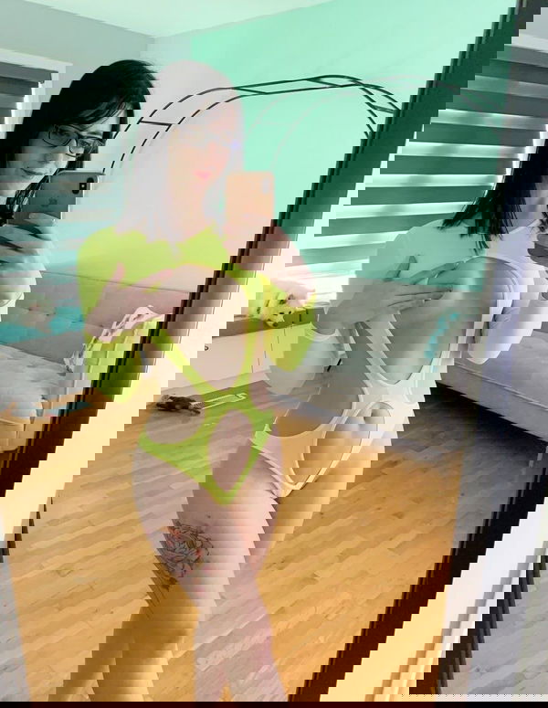 emma628773, 20 years old from United States