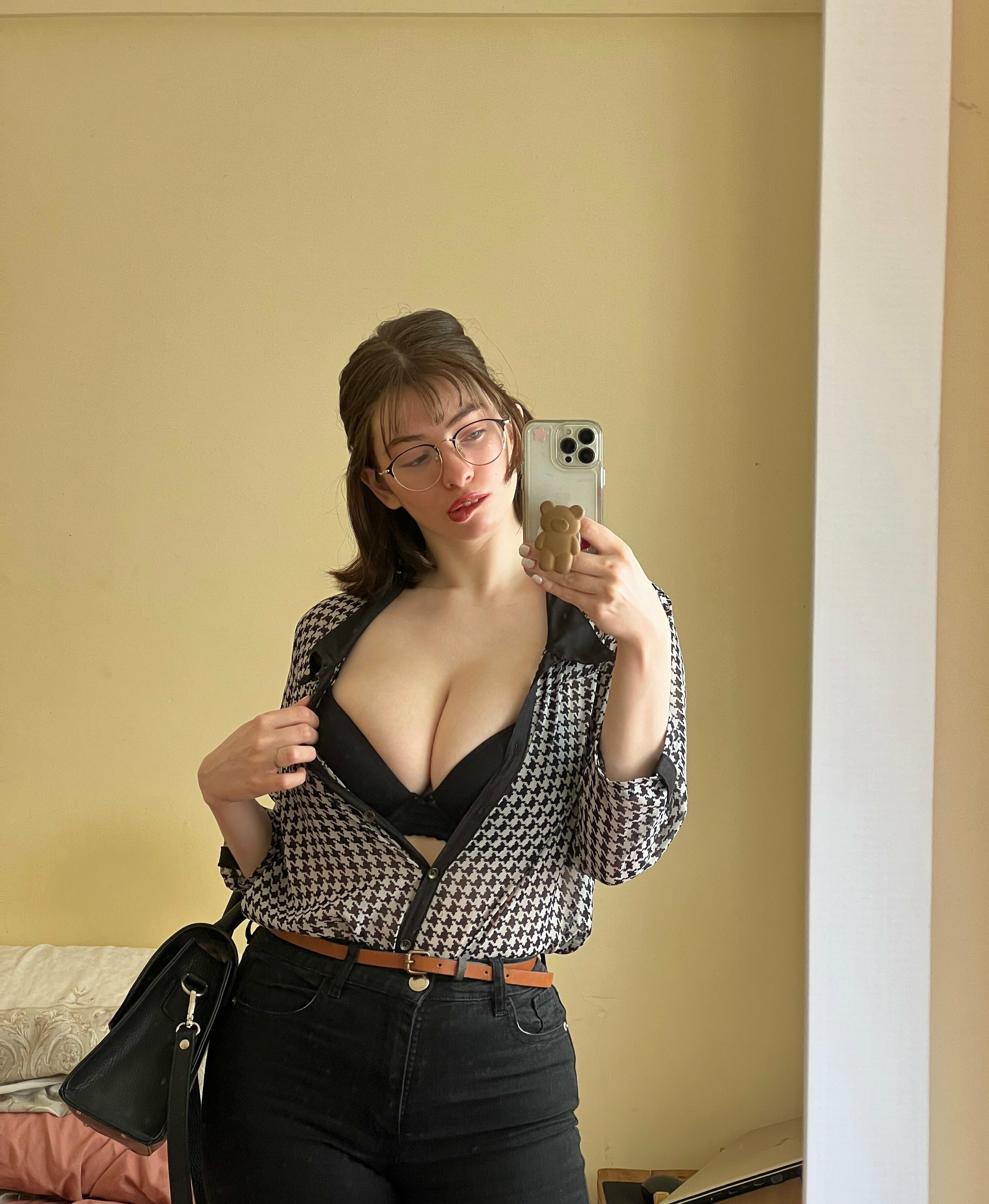 upyafx's Cover Photo