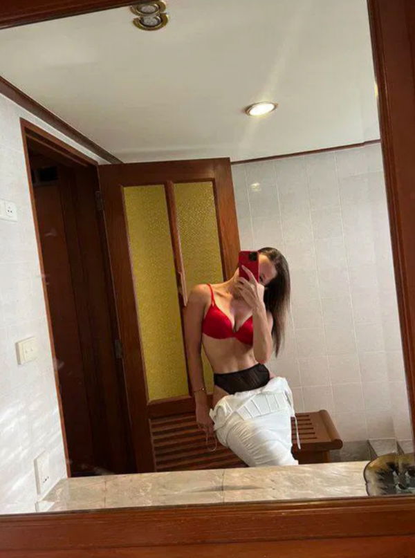 wayerji, 21 years old from United States