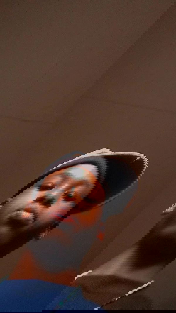 thabo33, 19 years old from South Africa