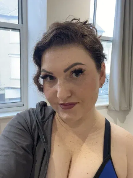 gaxiwi3908, 20 years old from United States