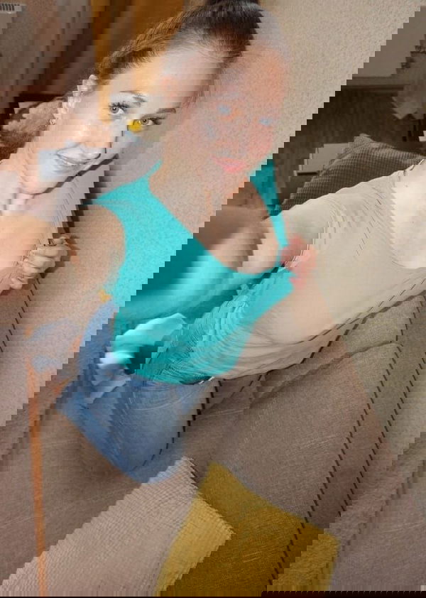 AliveL127, 21 years old from United States