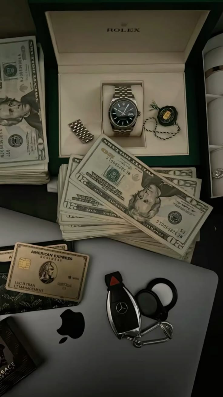 turic22693's Cover Photo