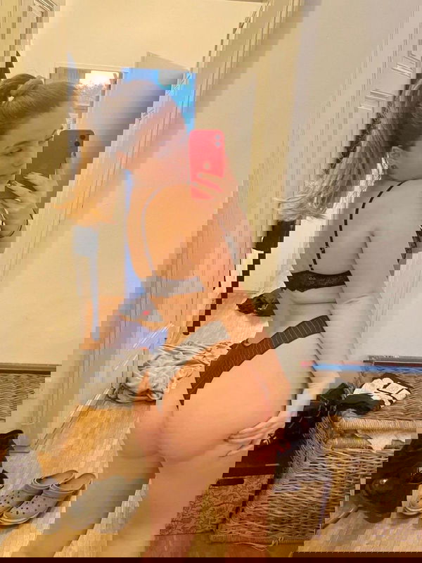 sahoxe5896, 22 years old from United States