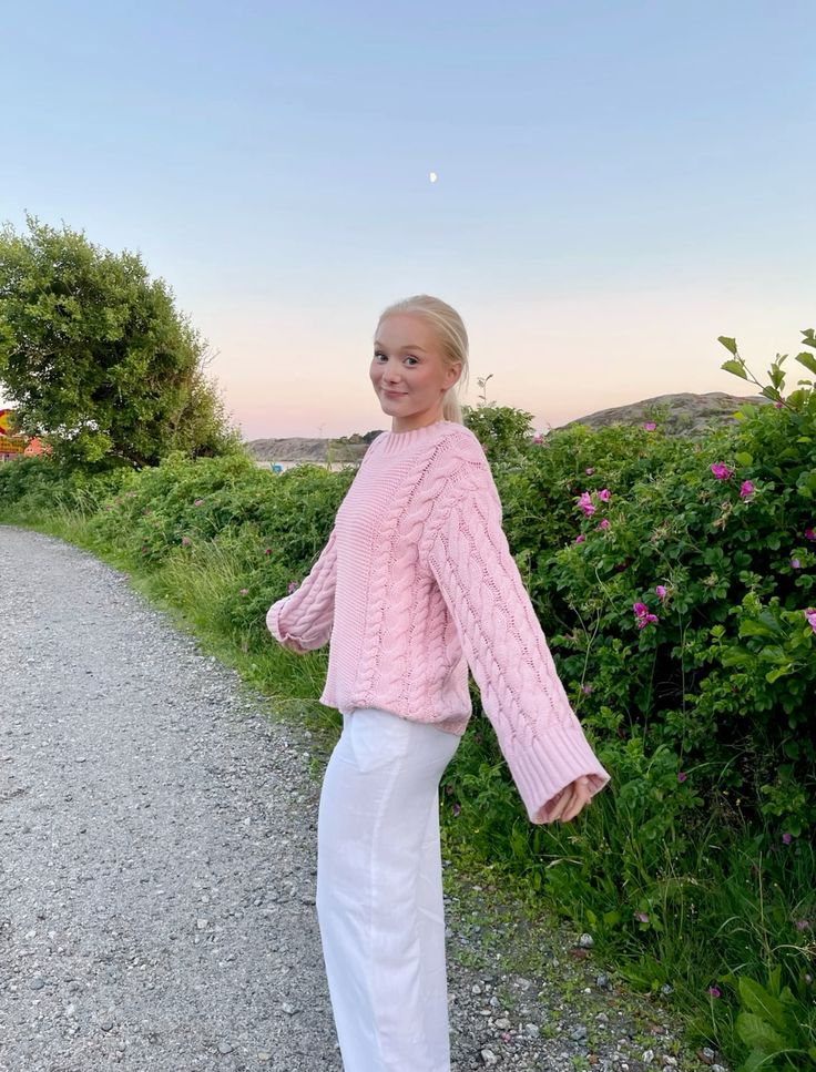 Scarlett22589's Cover Photo