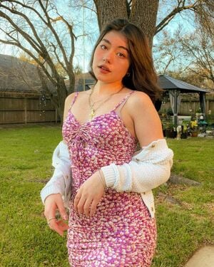 damow32695, 22 years old from Jamaica