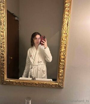 yipihi1988, 21 years old from United States