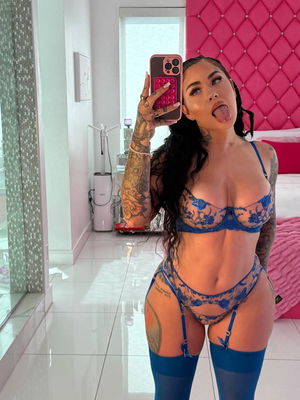 Valerie514's Profile Photo