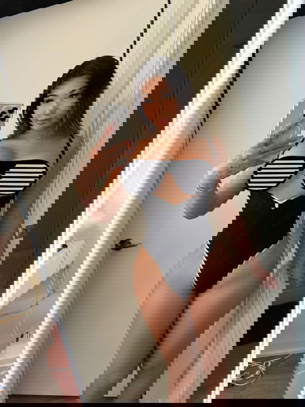 sonad72183, 20 years old from United States