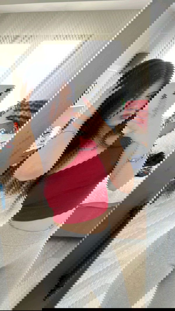 Kelsey20, 20 years old from Finland