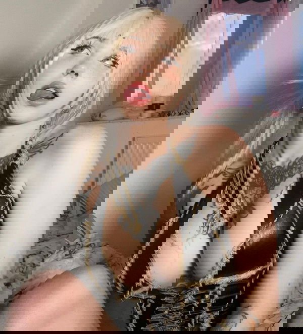 eveline454, 22 years old from United States