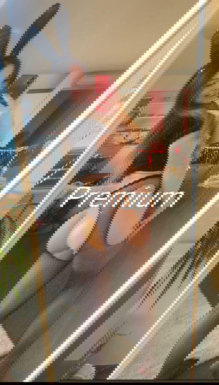 SusieM8, 21 years old from Germany