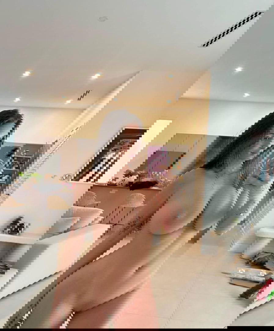 zb031523, 21 years old from Germany