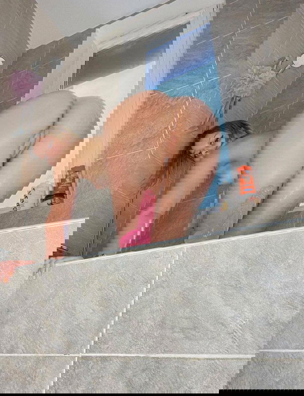 topukuky, 23 years old from United Kingdom