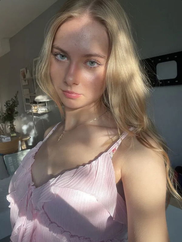 sofigob, 24 years old from United States