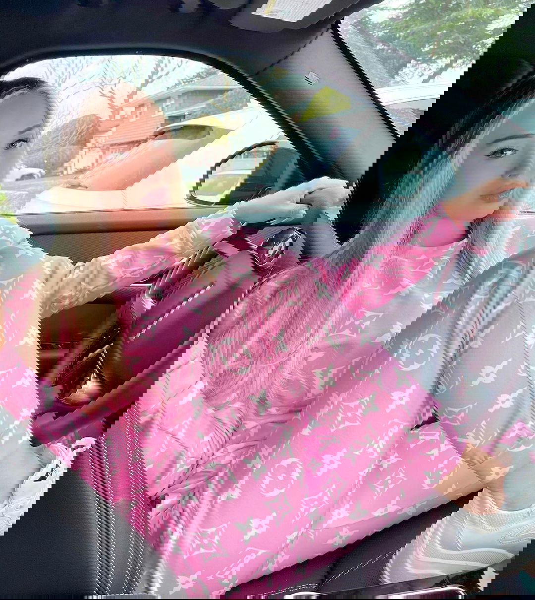 GaleD00, 20 years old from United States