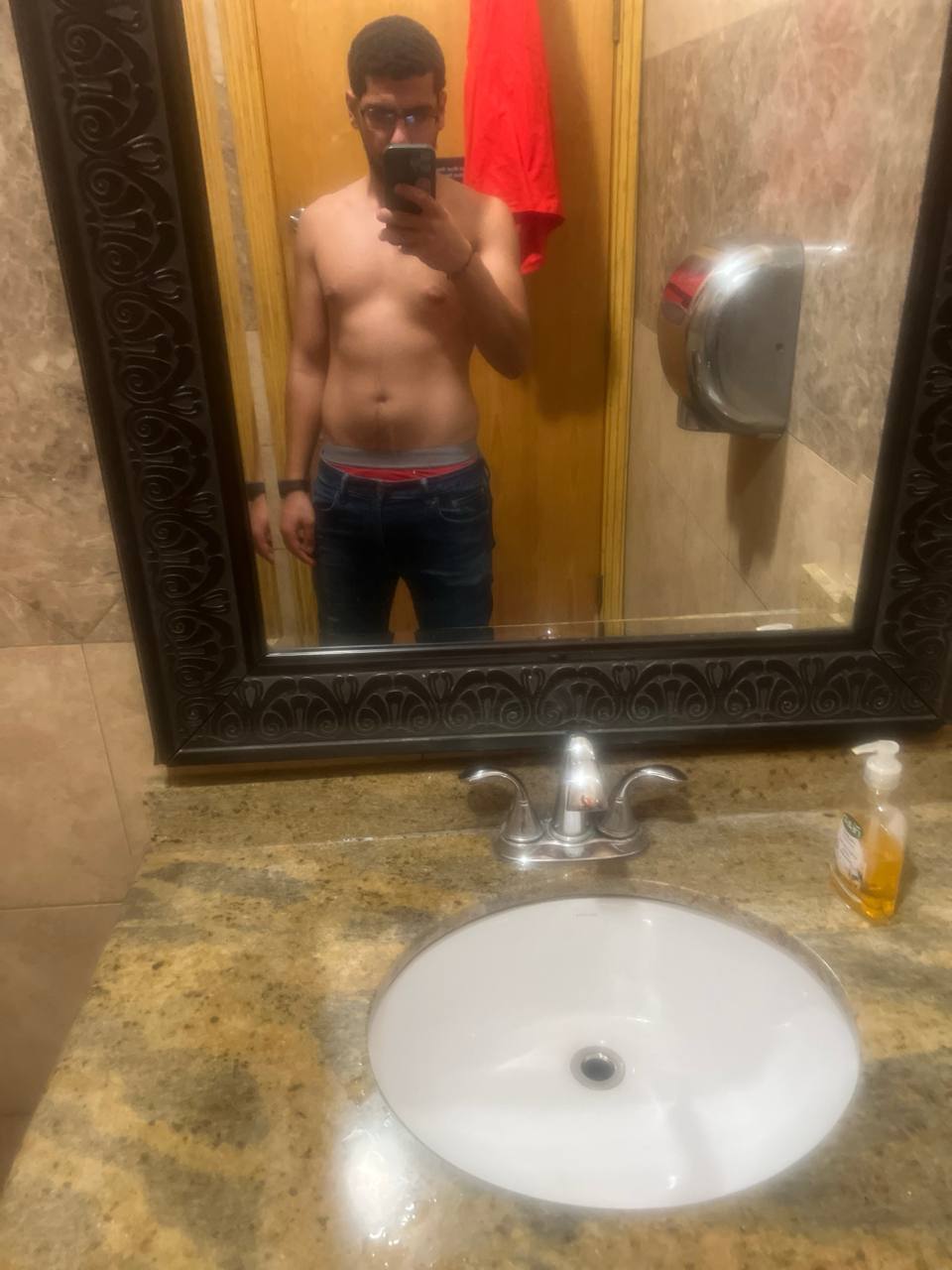 mikeoxlong, 21 years old from United States