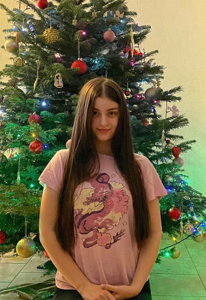 emi8798, 23 years old from United States