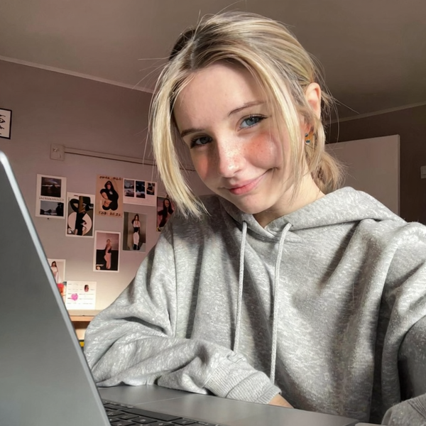 comop65851, 19 years old from United Kingdom