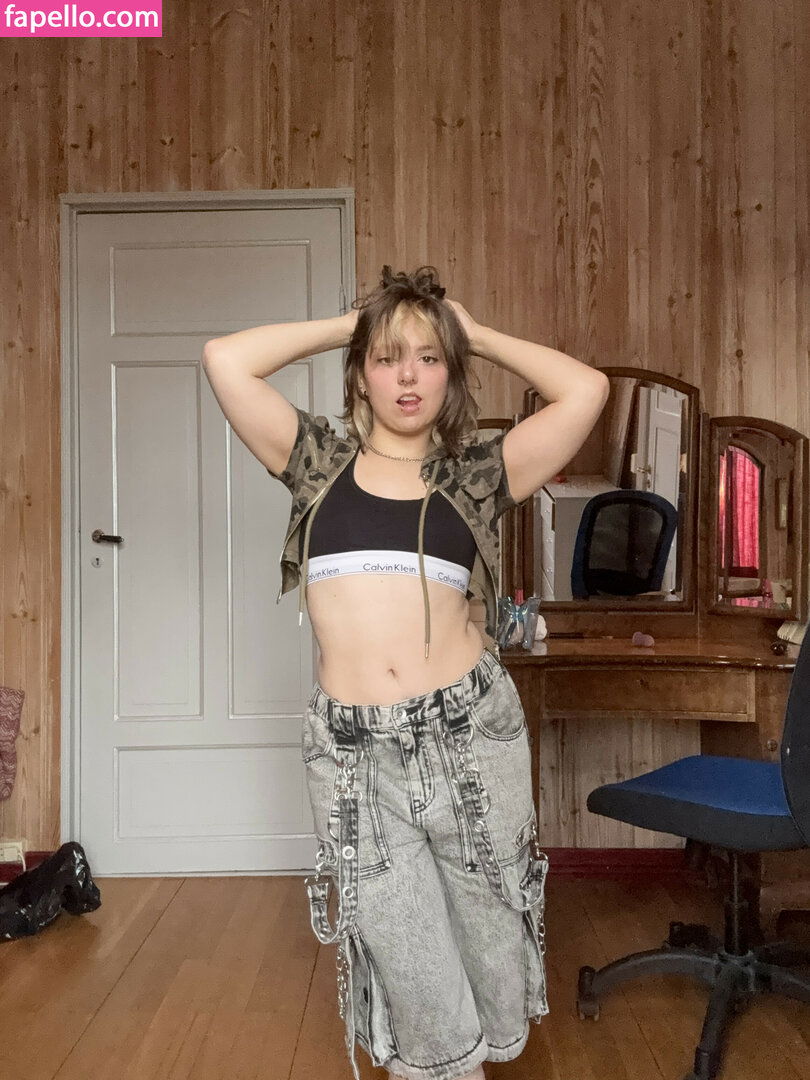 woyiri6623's Cover Photo